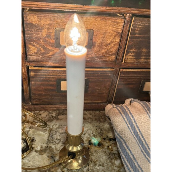 5 Electric Window Candle Lamps with Brass Plated Base, On/Off Switch, Light Bulb - Picture 2 of 4